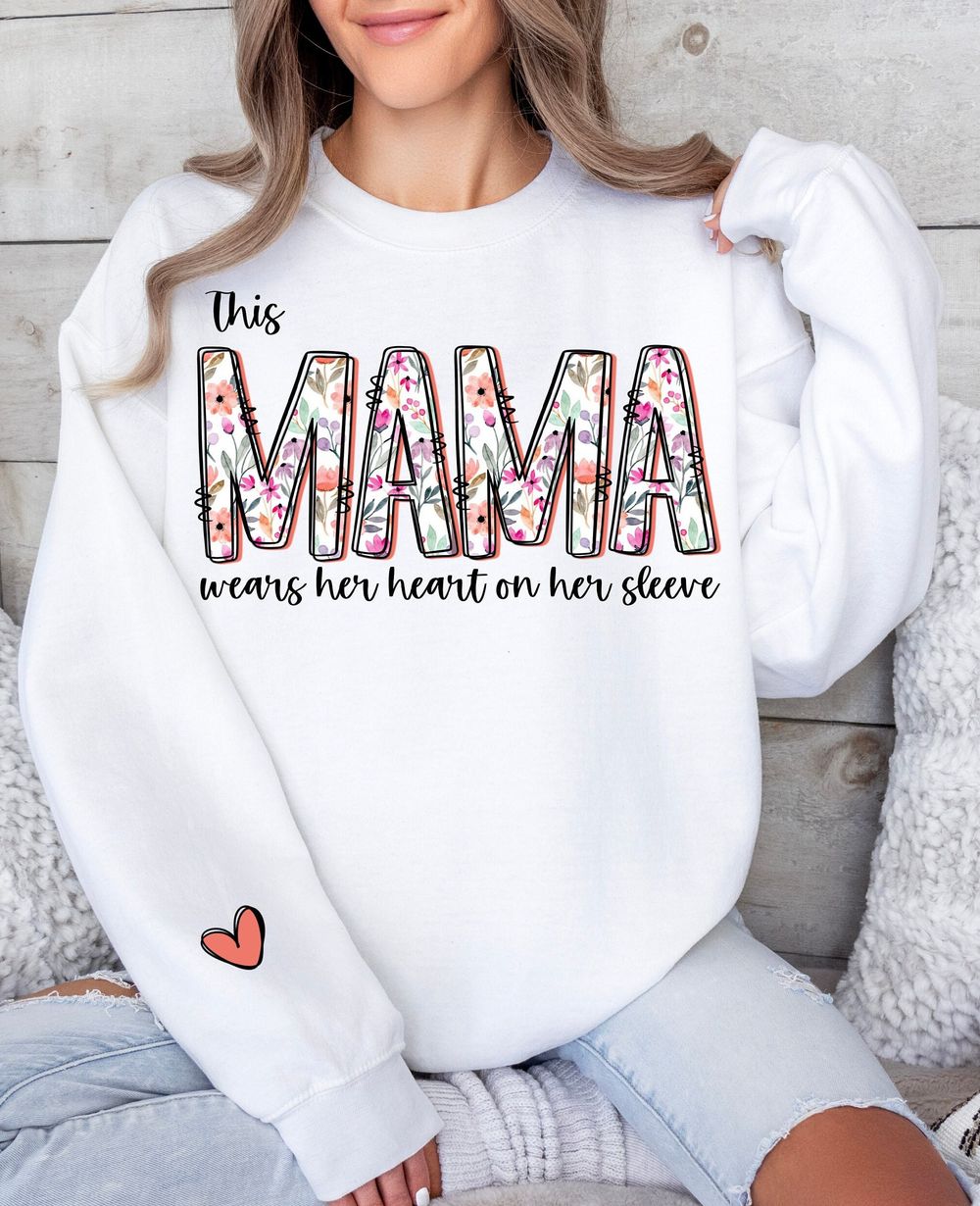 Diese Mama trägt ihr Herz auf der Zunge - Personalisiertes Mama Sweatshirt - Geschenk für Mama &amp; Oma