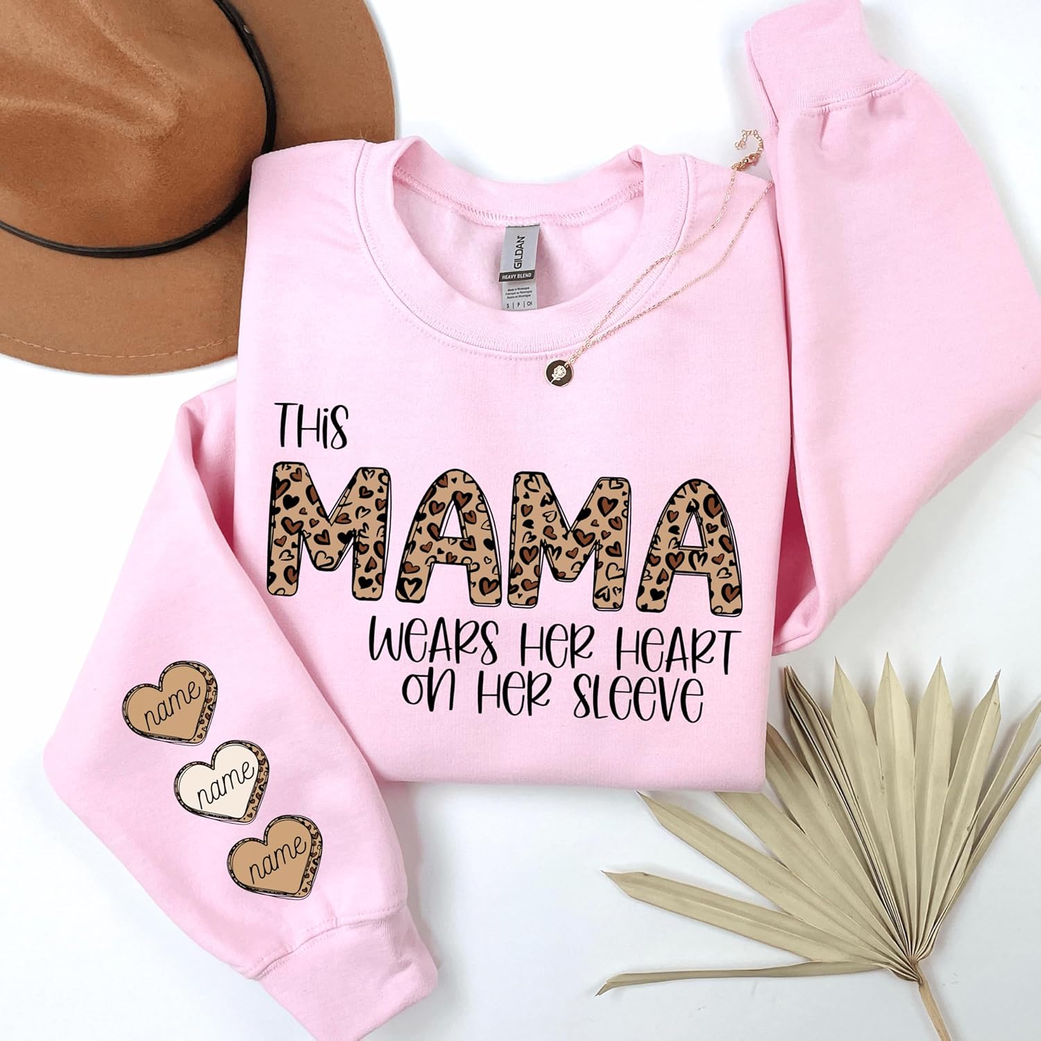 Diese Mama trägt ihr Herz auf der Zunge - Personalisiertes Mama Sweatshirt - Geschenk für Mama &amp; Oma