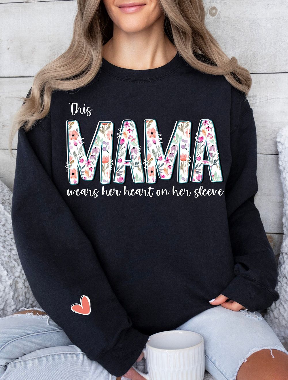 Diese Mama trägt ihr Herz auf der Zunge - Personalisiertes Mama Sweatshirt - Geschenk für Mama &amp; Oma