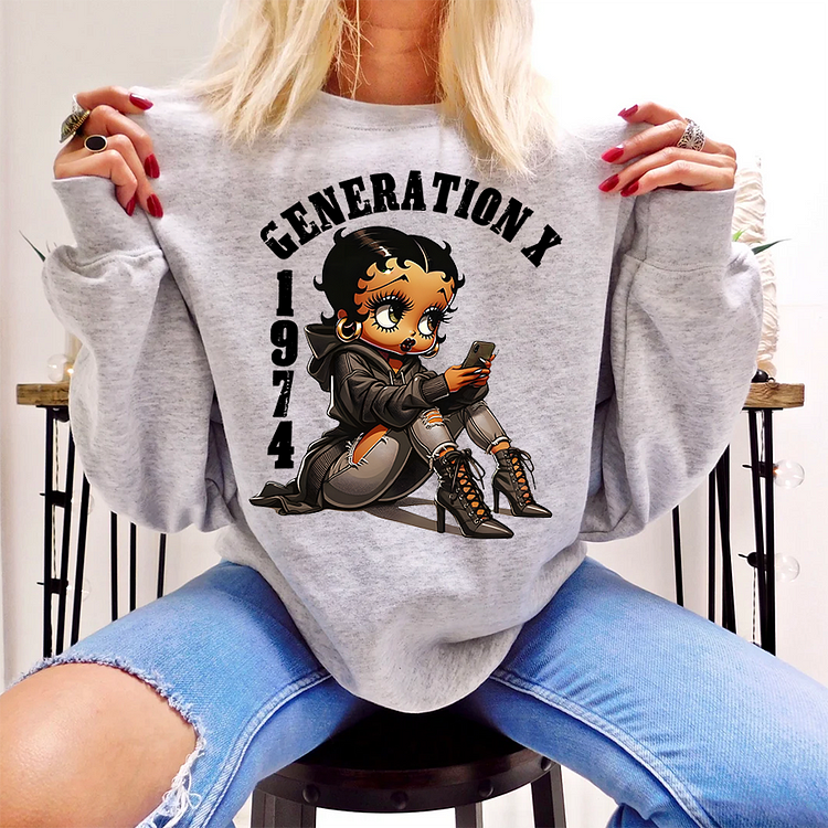 Betty Boop con sudadera con capucha marrón, camiseta Generation X, sudadera