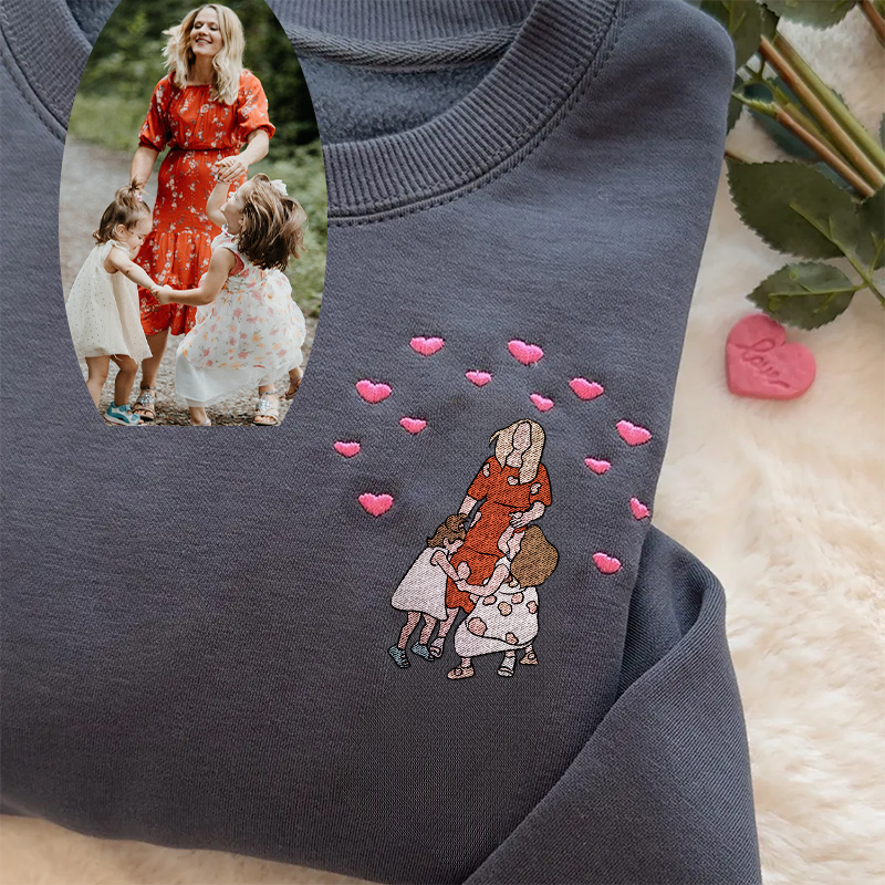 Individuell besticktes Portrait-Sweatshirt von Photo For Mom