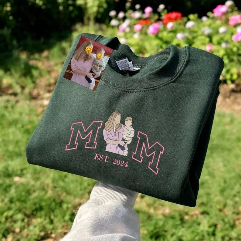 Sweatshirt à portrait photo brodé personnalisé - Sweatshirt personnalisé pour maman - Cadeau pour maman