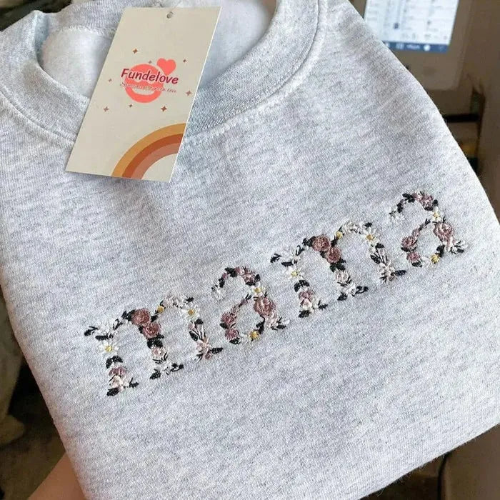 Weihnachts-Sweatshirt mit Blumen-Mama-Stickerei