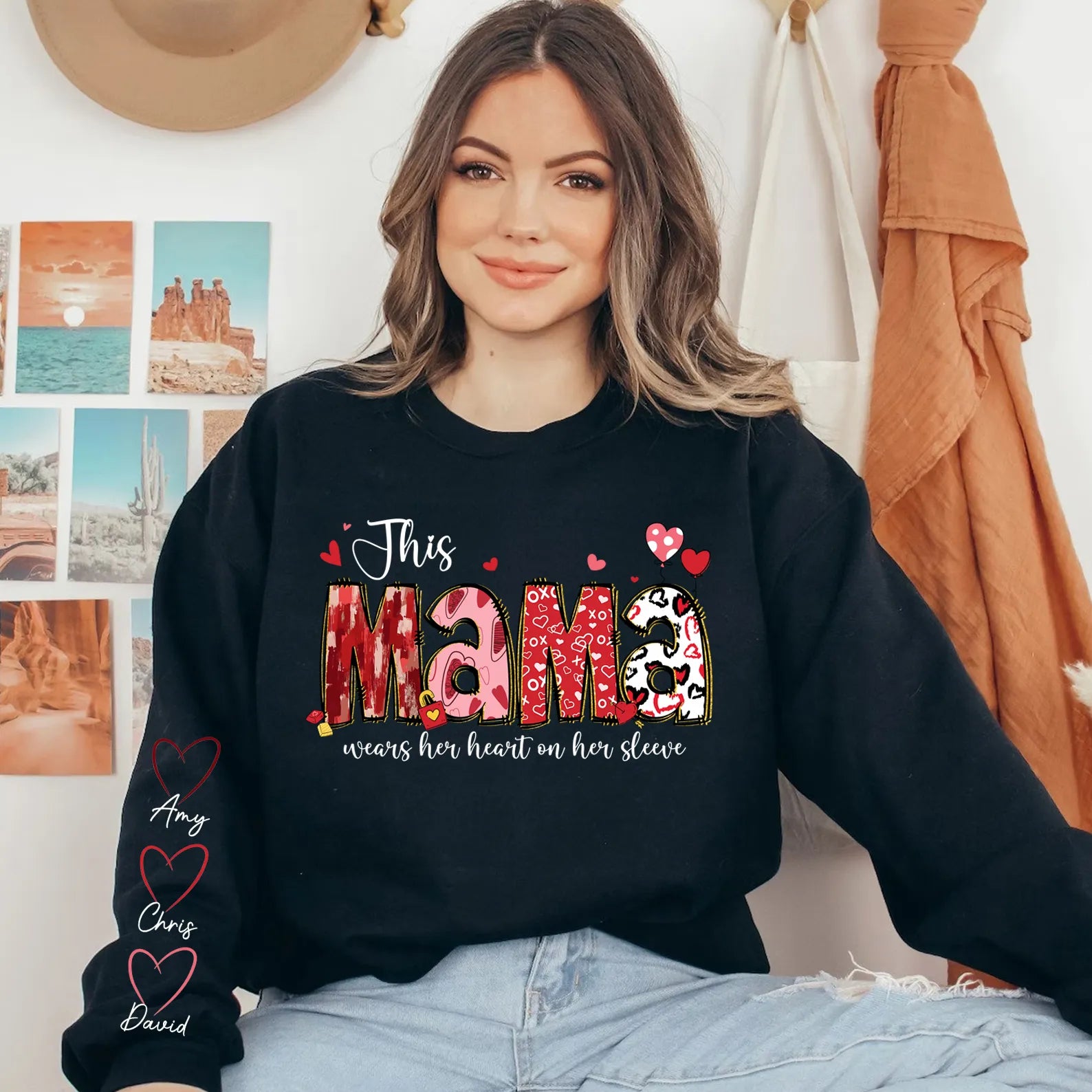 Cette maman porte son cœur sur sa manche - Sweatshirt personnalisé pour maman - Cadeau pour maman et grand-mère