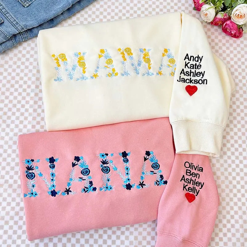 Weihnachts-Sweatshirt mit Blumen-Mama-Stickerei