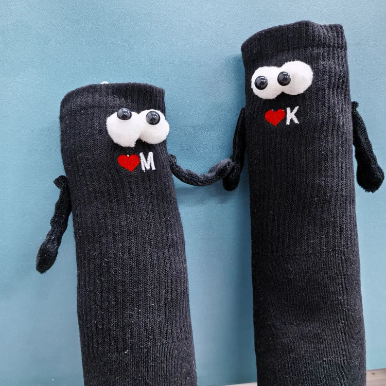 Calcetines unisex magnéticos para pareja con iniciales personalizadas bordadas, regalo para el Día de San Valentín, regalo de cumpleaños