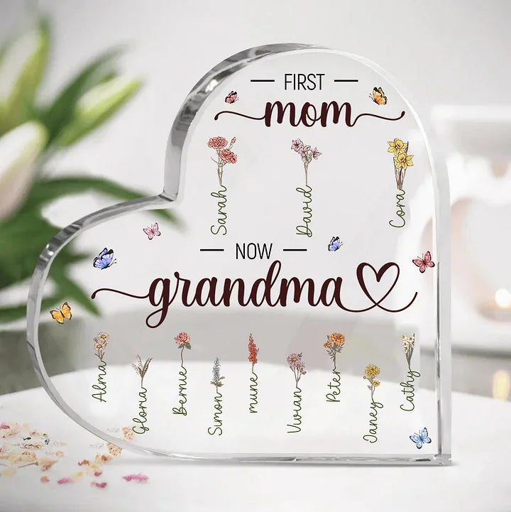 Erst Mama, jetzt Oma – Personalisierte Herz-Acryl-Plakette