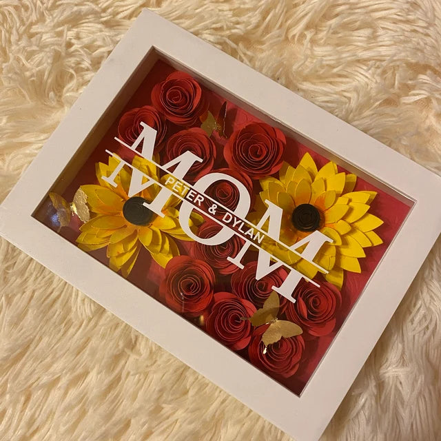 Personalisierte Mama-Blumen-Schattenbox mit Namen zum Muttertag und für Ihre Liebe - handgemachtes Geschenk