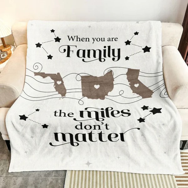 Long Distance Family Siblings-Personalized Blanket