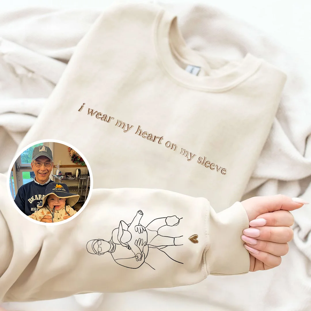 Llevo Mi Corazón en la Manga - Sudadera/Camiseta Personalizada con Retrato