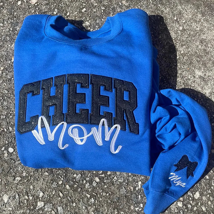 Personalisiertes Glitzer besticktes Cheer Mom Sweatshirt