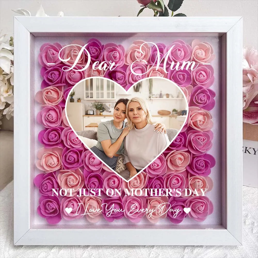 No solo para el Día de la Madre - Marco personalizado "Para mi querida mamá" con tributo floral eterno