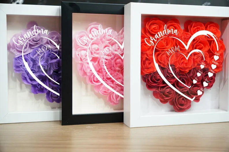 Boîte à ombre personnalisée avec fleurs, cadre en forme de cœur avec rose, nom et texte personnalisés, décorations, cadeau de fête des mères pour elle, cadeau pour Nana Nanny Mimi