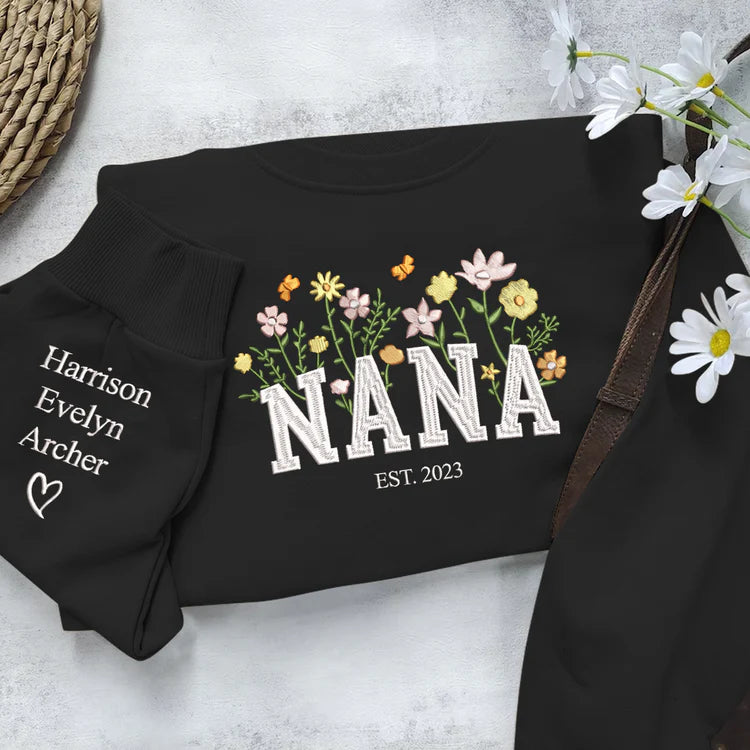 Sweatshirt Nana aux Fleurs Sauvages Brodées avec Petits-Enfants