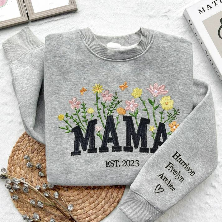 Sudadera personalizada para mamá con bordado floral