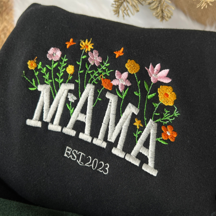 Sudadera personalizada para mamá con bordado floral