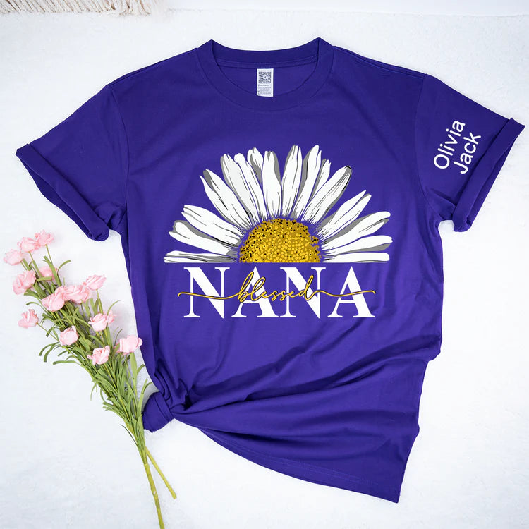 Camiseta Personalizada Blessed Nana Daisy Con Nietos - Regalo Para Mamá