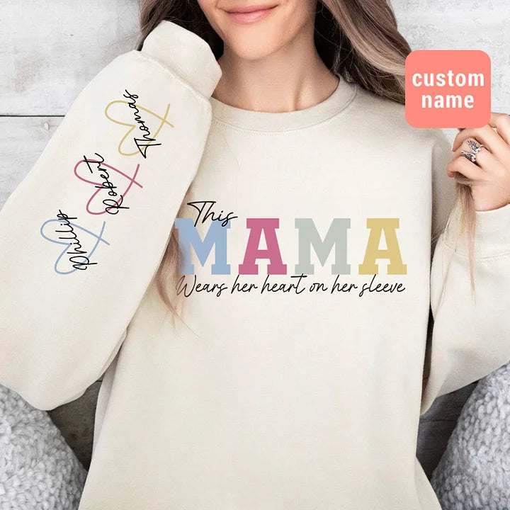 Personalisiertes Sweatshirt mit Herz am Ärmel - Personalisiertes Familien-Sweatshirt - Geschenk für Mama und Oma