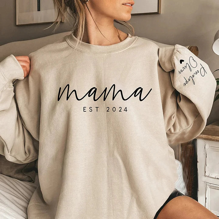 Minimalistisches Mama Sweatshirt mit Datum und Kindernamen