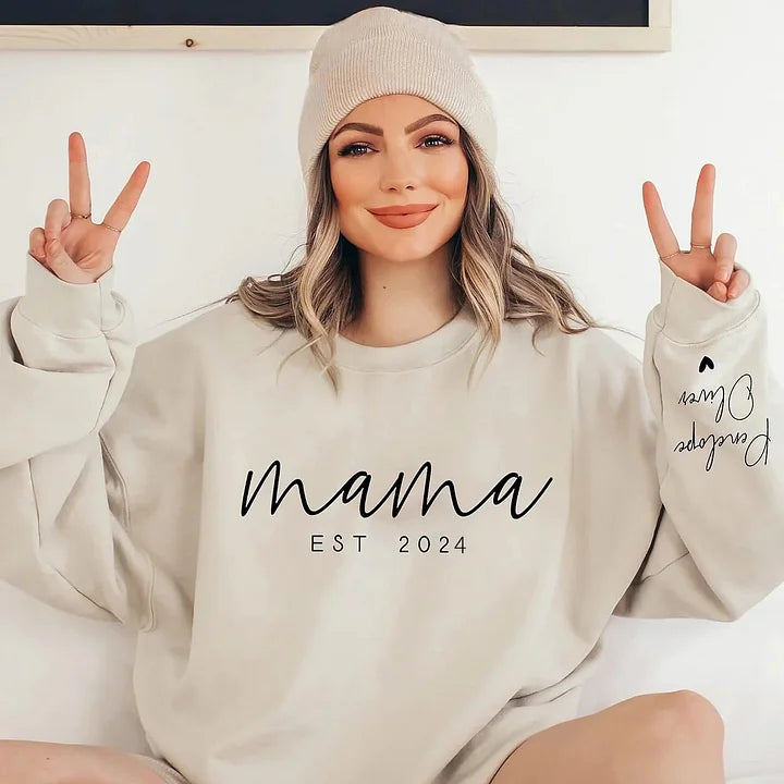 Minimalistisches Mama Sweatshirt mit Datum und Kindernamen