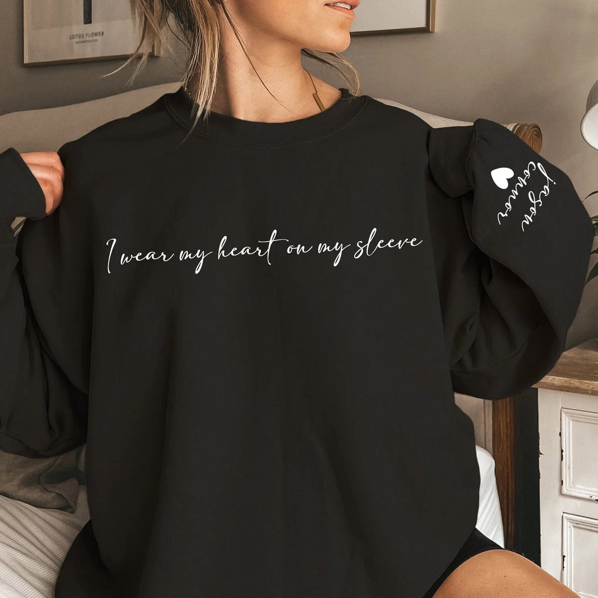 Je Porte Mon Cœur Sur La Manche - Sweatshirt Personnalisé Mama - Fête des Mères, Cadeau pour Maman