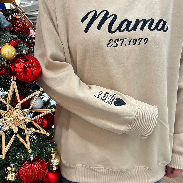 Sweat-shirt Mama brodé personnalisé avec noms sur la manche