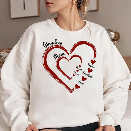 Personalisiertes Herz Oma Mama T-Shirt - Muttertagsgeschenk - Geschenk für Mutter, Großmutter