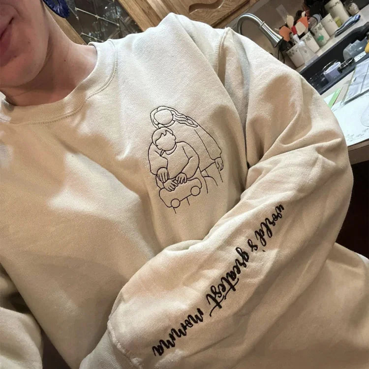 Maglietta Felpa Ricamata Ritratto Personalizzato di Mamma, Mamma