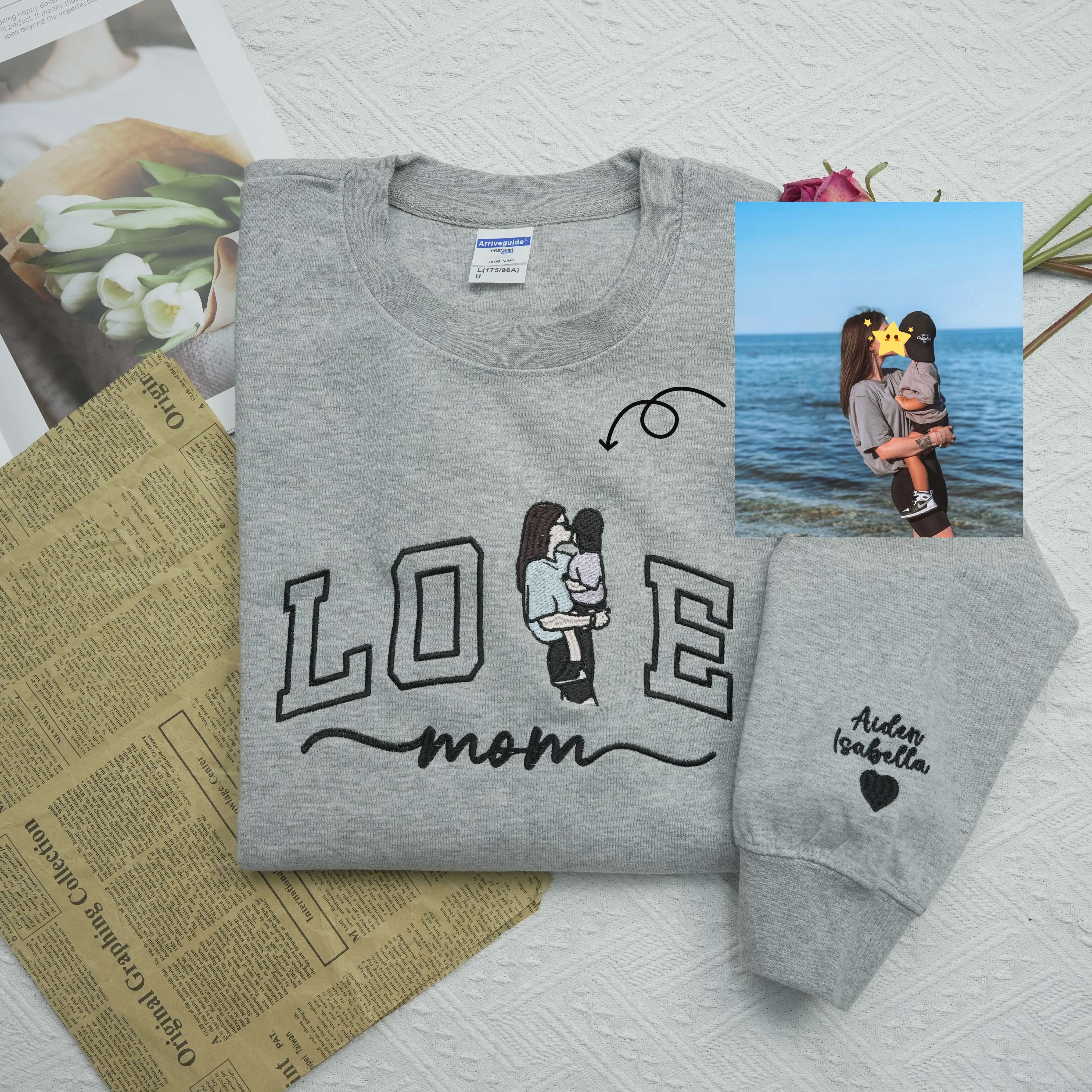 Benutzerdefiniertes besticktes Fotoportrait für Mama Love Sweatshirt