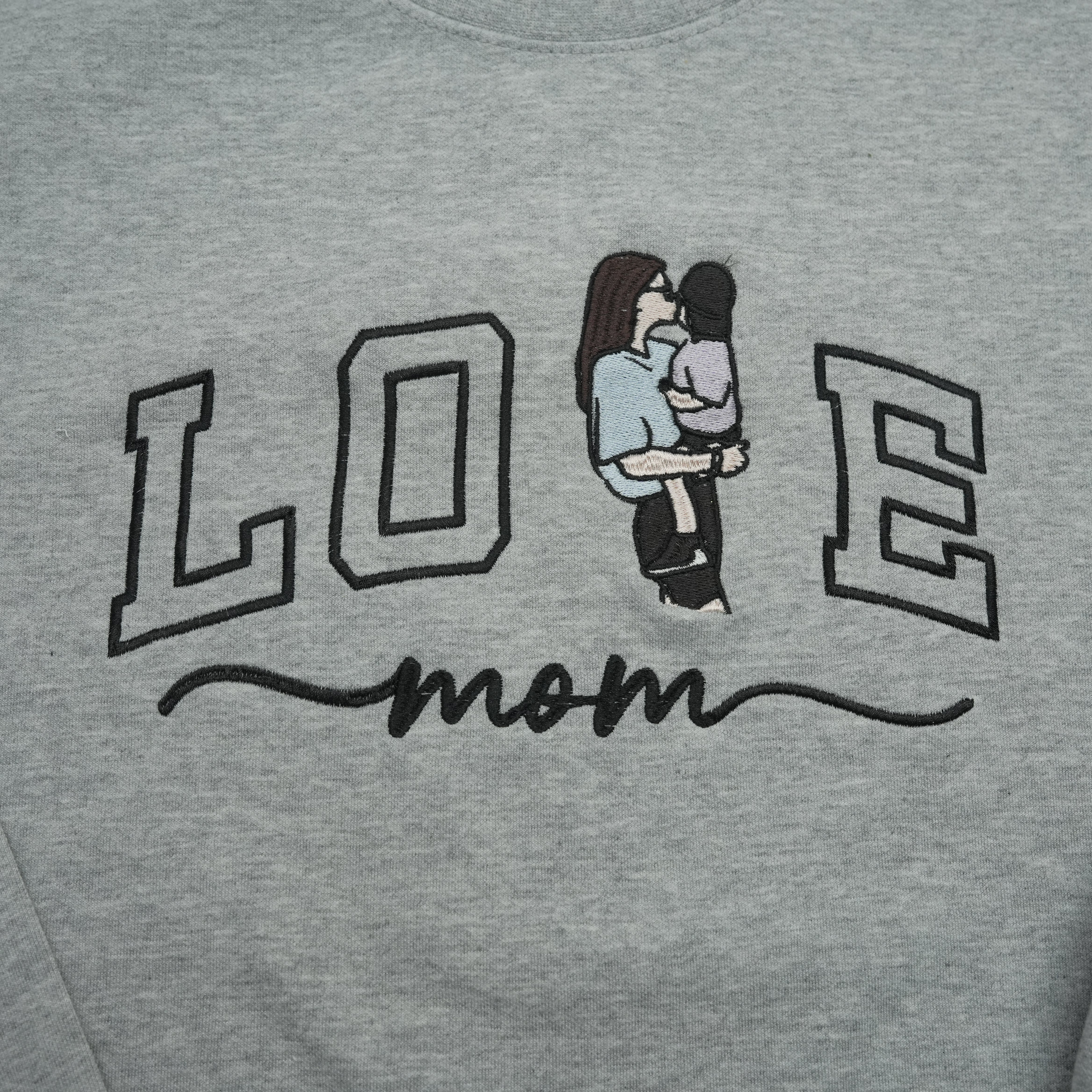 Benutzerdefiniertes besticktes Fotoportrait für Mama Love Sweatshirt