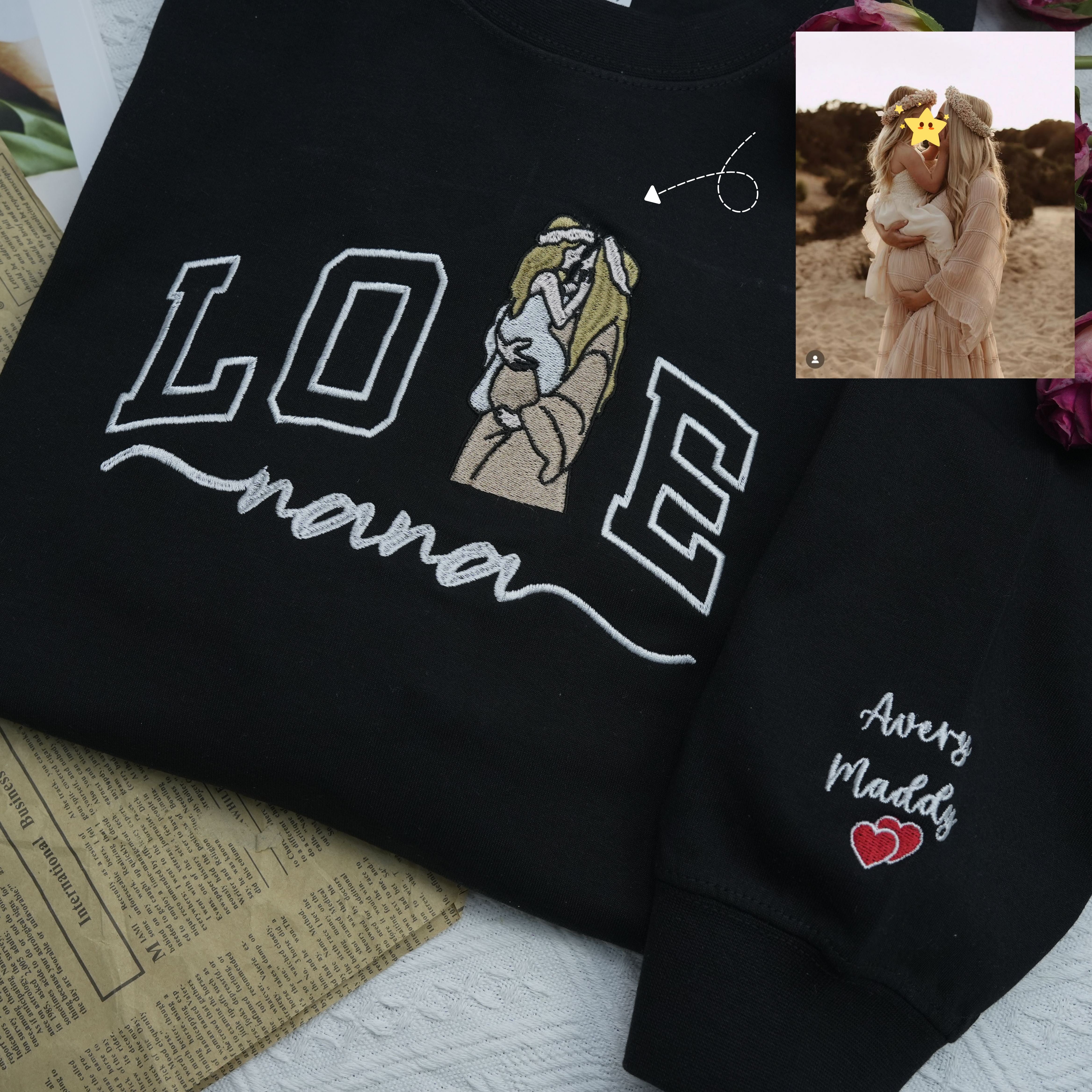Benutzerdefiniertes besticktes Fotoportrait für Mama Love Sweatshirt
