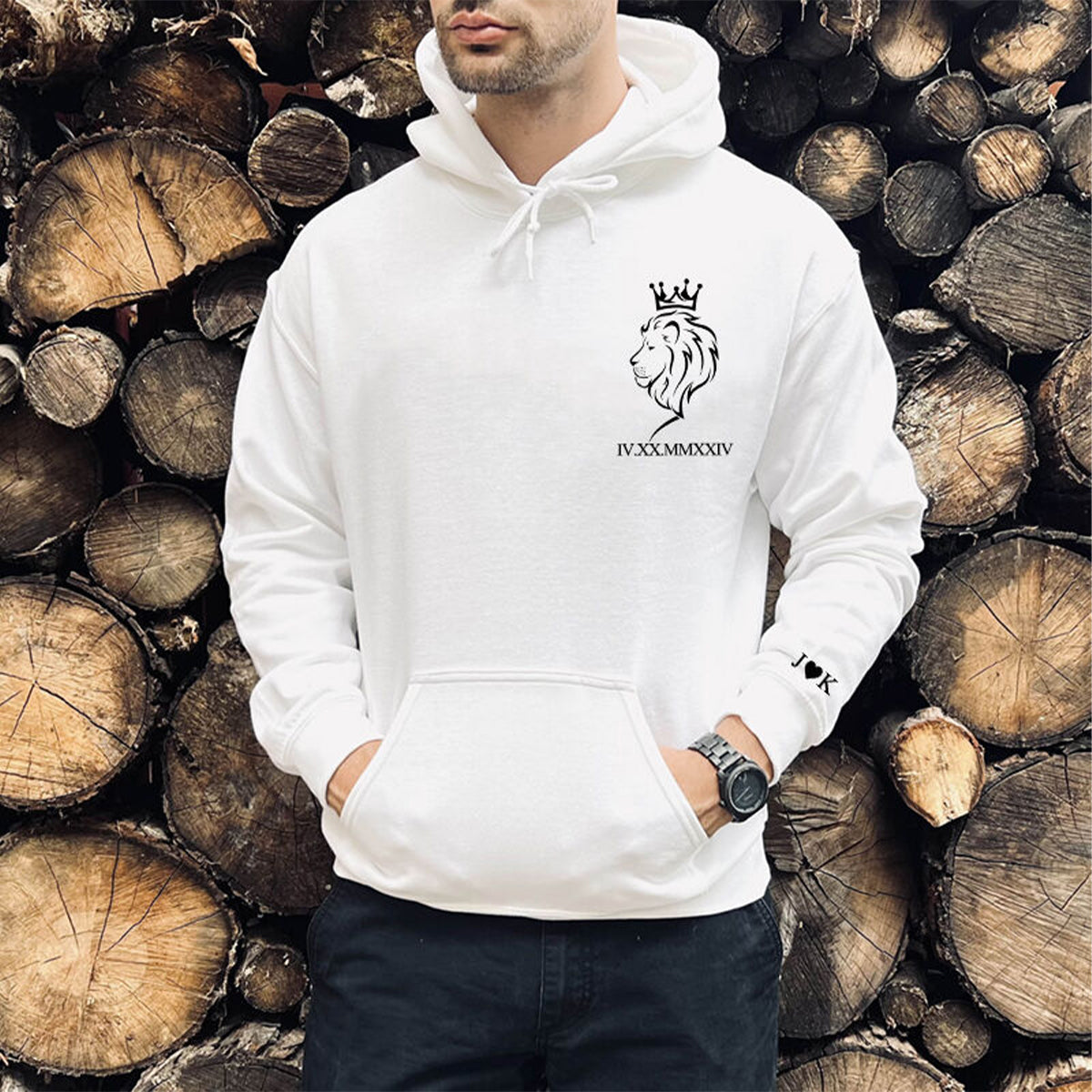 Sweat à capuche personnalisé Lion King Couple Design Couronne avec date en chiffres romains personnalisée Cadeau pour les amoureux