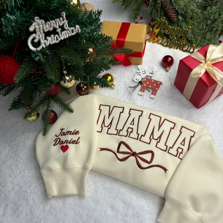 Sweat-shirt brodé Custom Bow Mama avec les noms des enfants sur la manche