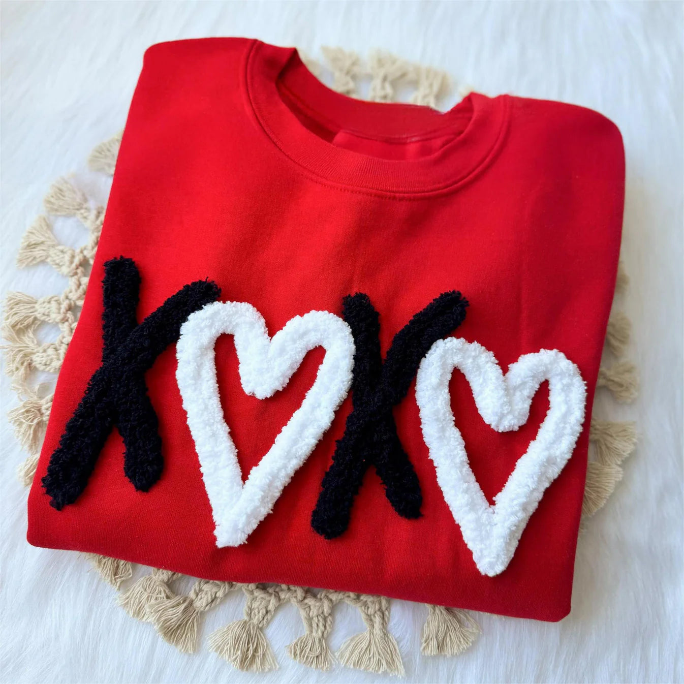 Sudadera de Chenille XOXO Yarn para el Día de San Valentín